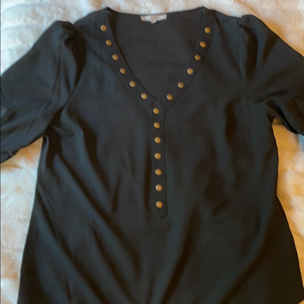 Women’s short sleeves black top